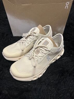 ON CLOUD X 4 AD athletic training running lace up shoes sneakers women’s 9 new